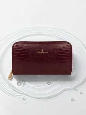 Chiara Ferretti Burgundy Leather zip-around wallet